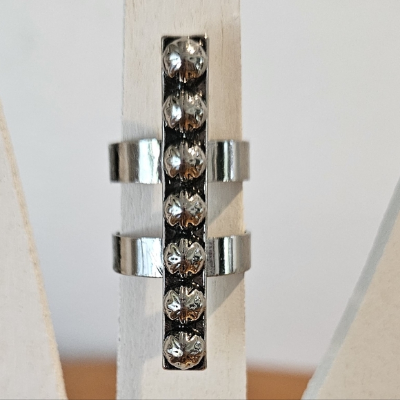 NWT'S- COWGIRL CONFETTI- Walk The Line Studded Bar Cuff Ring- *Size 4 adjustable - Picture 2 of 4